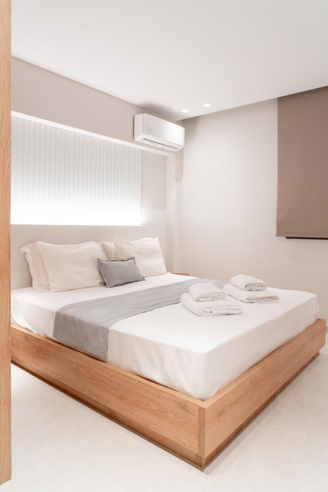 Sealuxe Living Aparthotel Nea Iraklitsa Екстериор снимка
